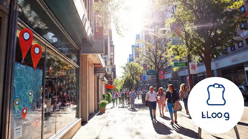 Un negocio local vibrante atrae clientes